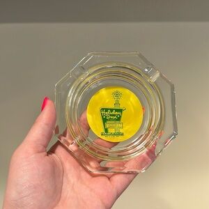 🌟 Vintage Holiday Inn Glass Ashtray – Retro Hotel Memorabilia